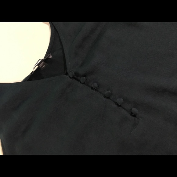 EXPRESS Solid Black V-Neck Button Front Light Tank - Picture 4 of 10